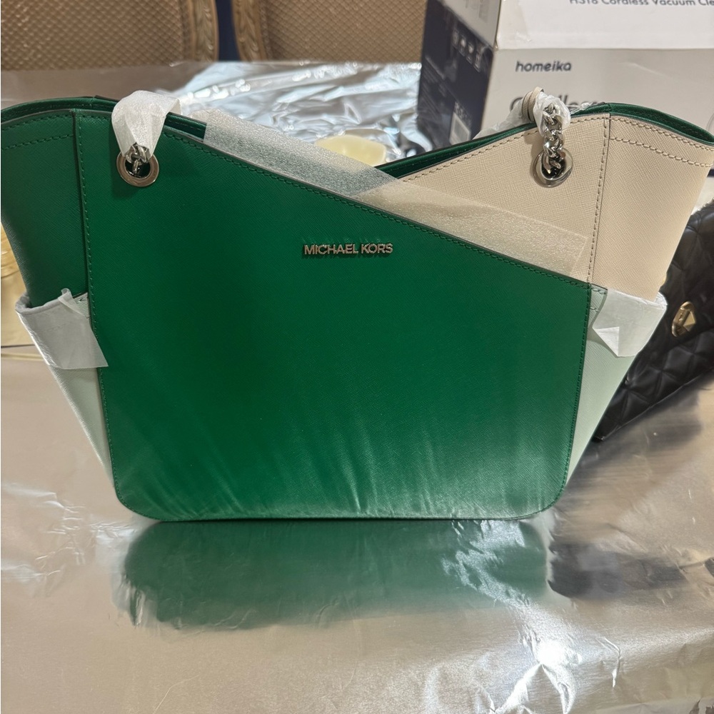 Michael kors shoulder bag